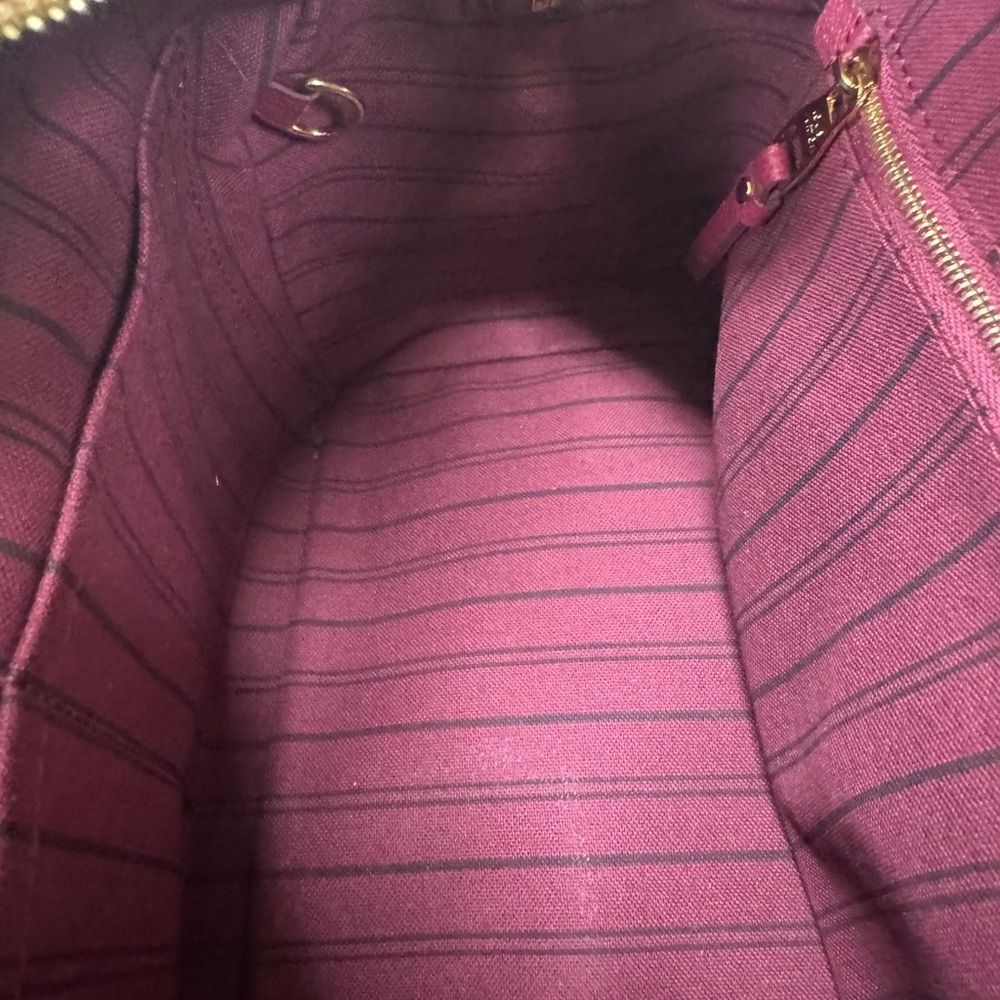 Louis Vuitton Bordeaux Purple LV Monogram Empreinte Speedy Bandoulière 25 Bag - Picture 15 of 16
